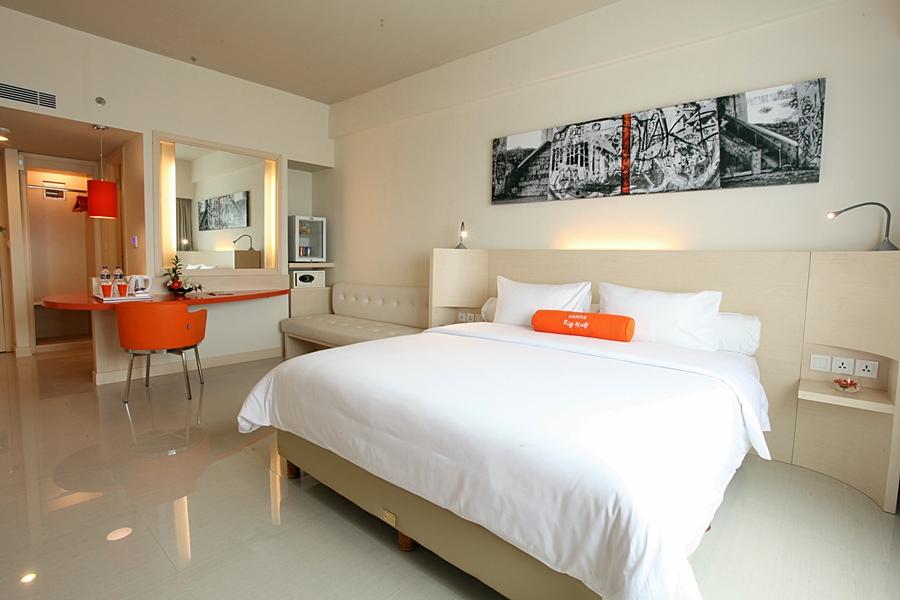 แฮริส โฮเต็ล แอนด์ คอนเวนชั่น จิอุมบูเลออิต บันดุง Hotel ภายนอก รูปภาพ