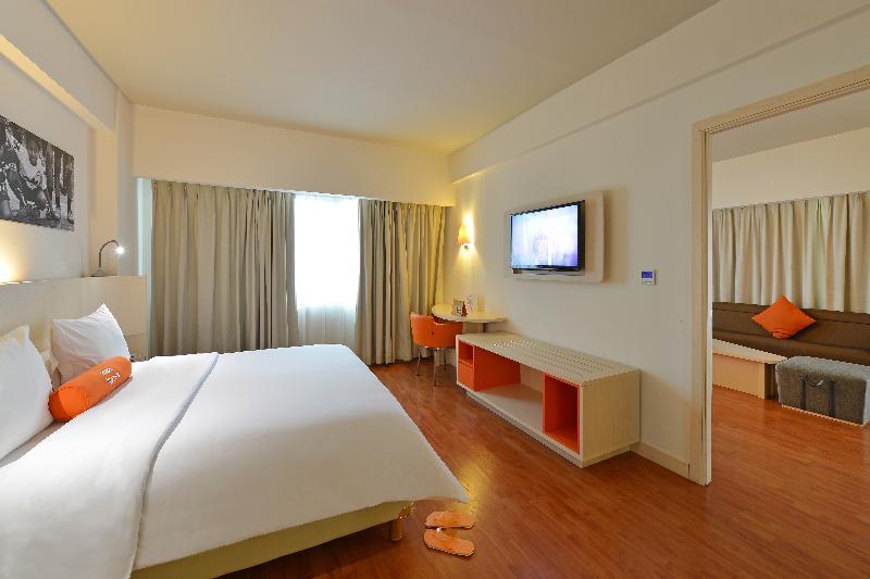 แฮริส โฮเต็ล แอนด์ คอนเวนชั่น จิอุมบูเลออิต บันดุง Hotel ภายนอก รูปภาพ